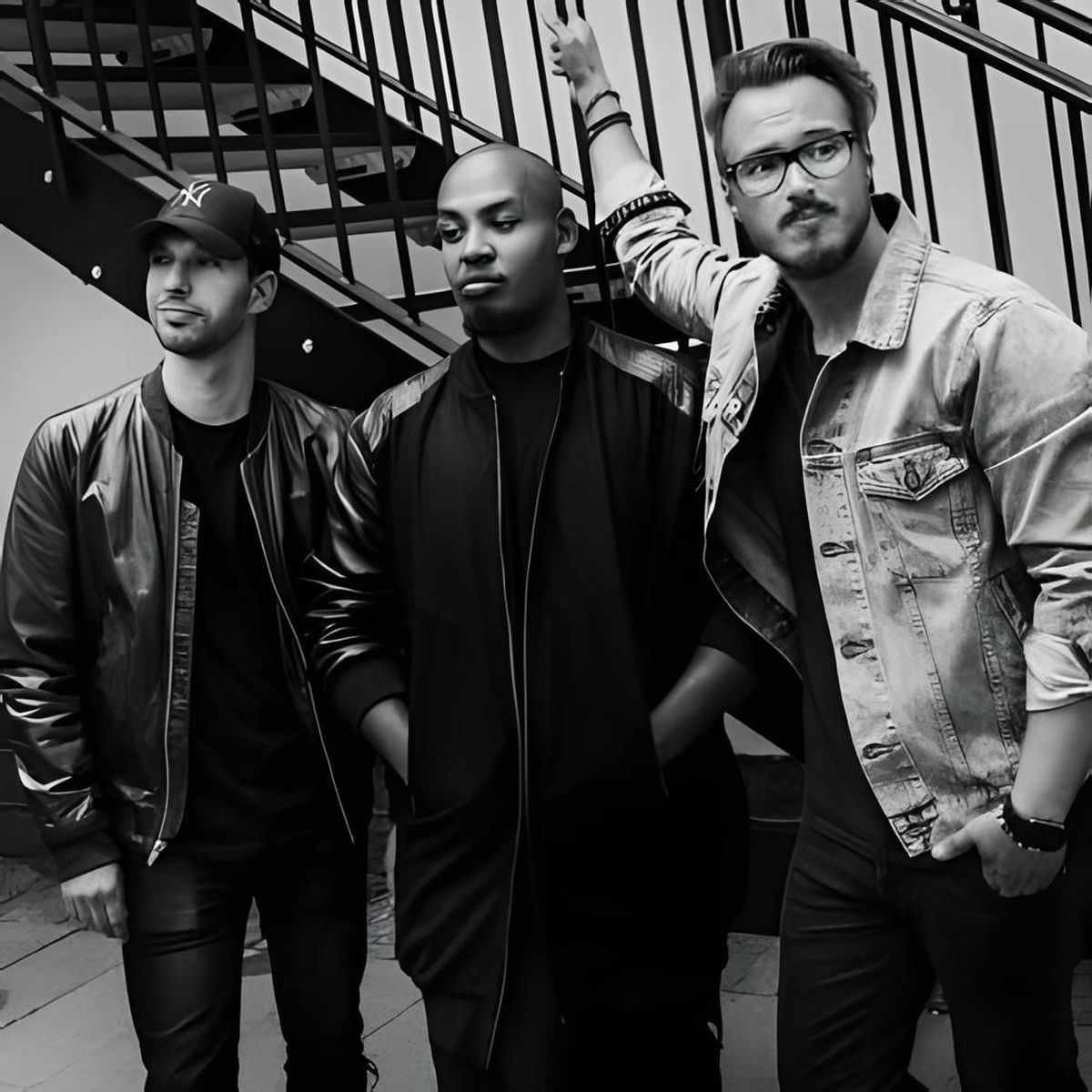 Artist picture of Vax