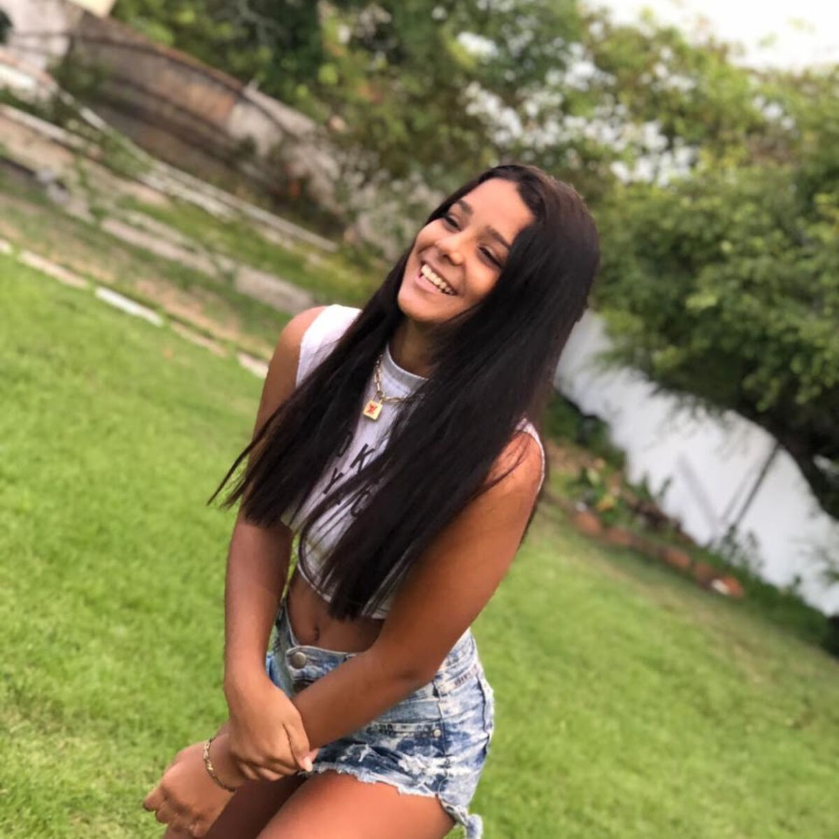 Artist picture of Leticia Mirelly