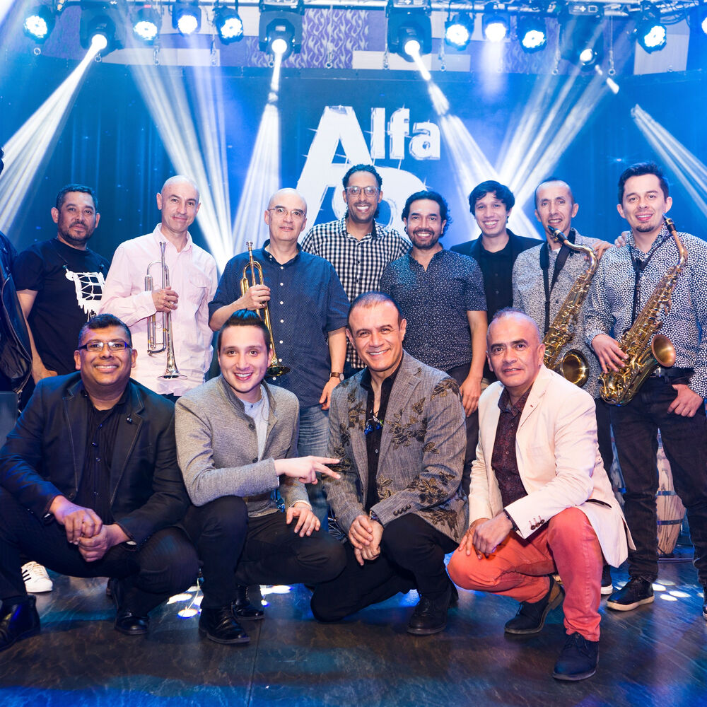 Picture of Los Alfa 8