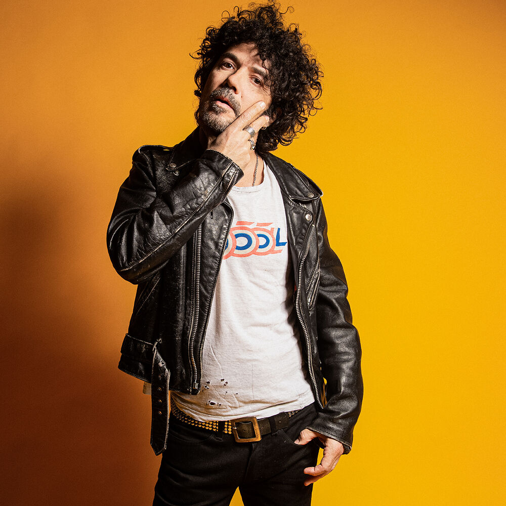 Photo de l'artiste Yarol Poupaud