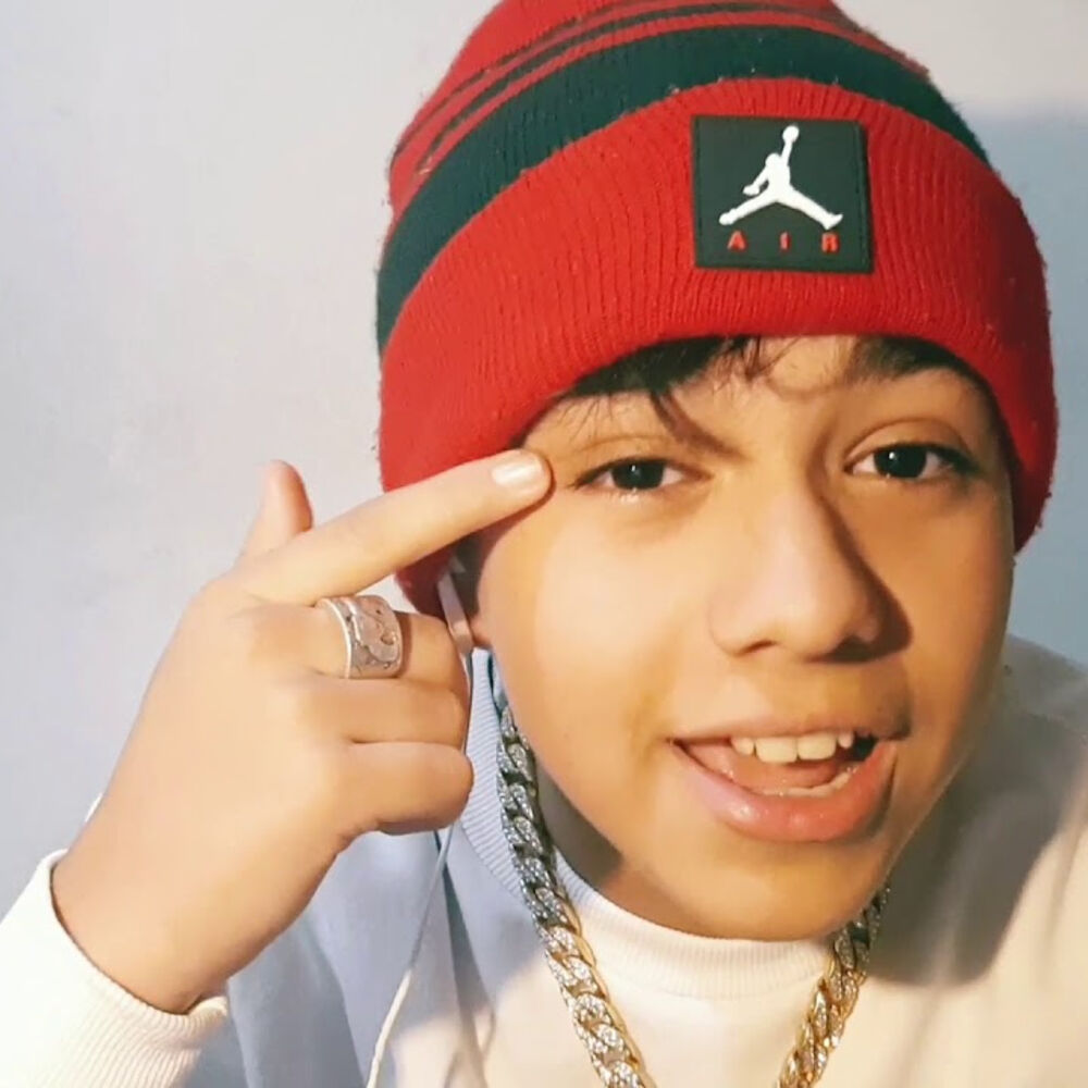 Picture of Yong Bryel