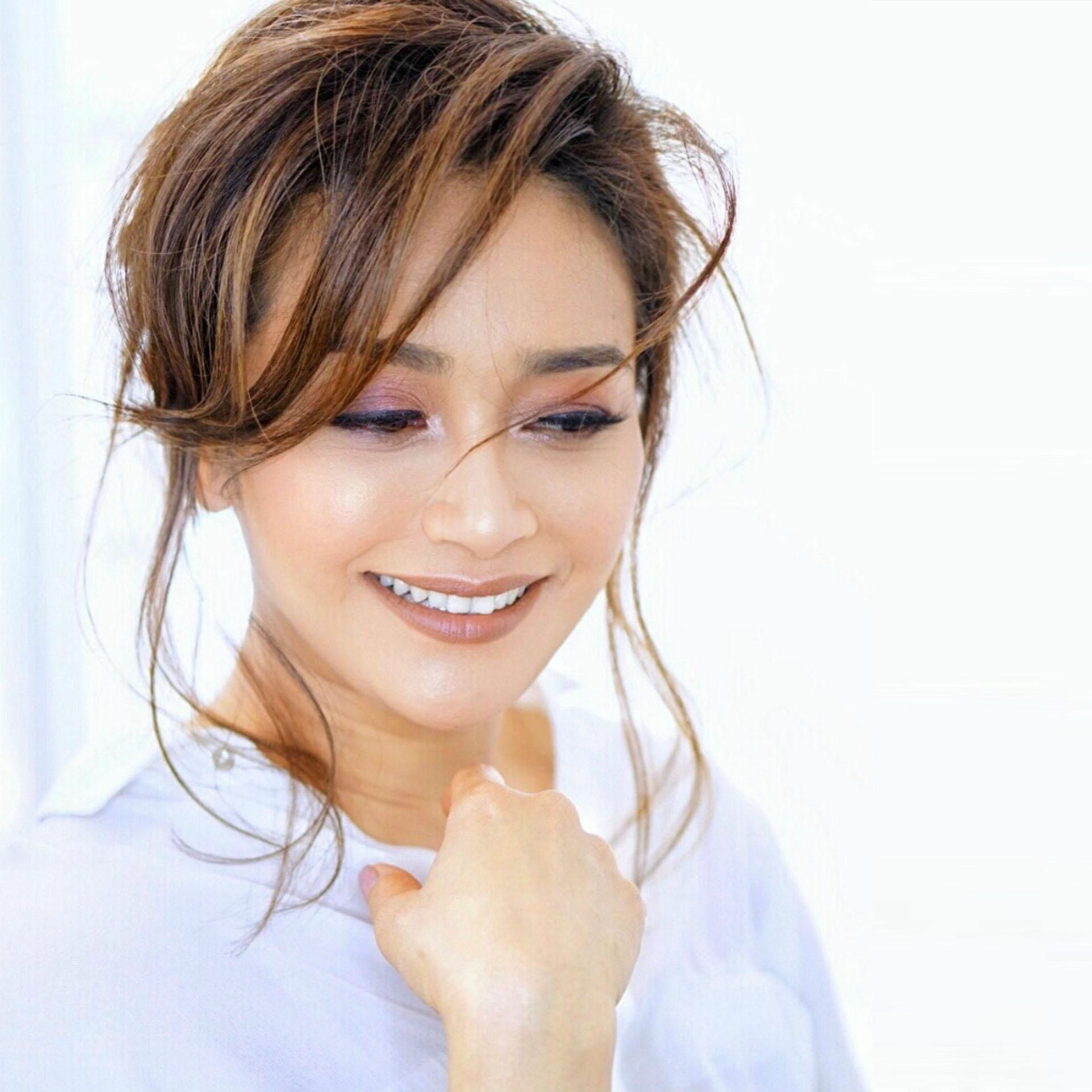 Joanna Ampil