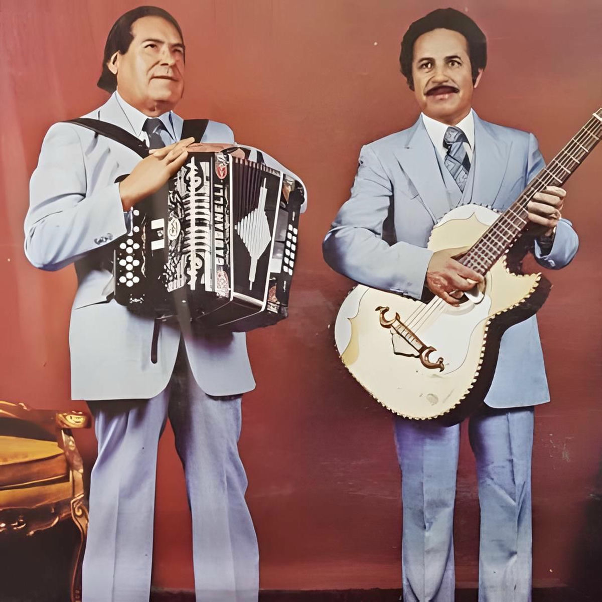 Artist picture of Los Donneños