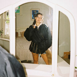 Picture of Mallrat
