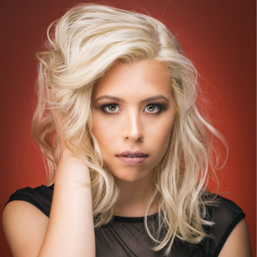 Picture of Miranda Glory