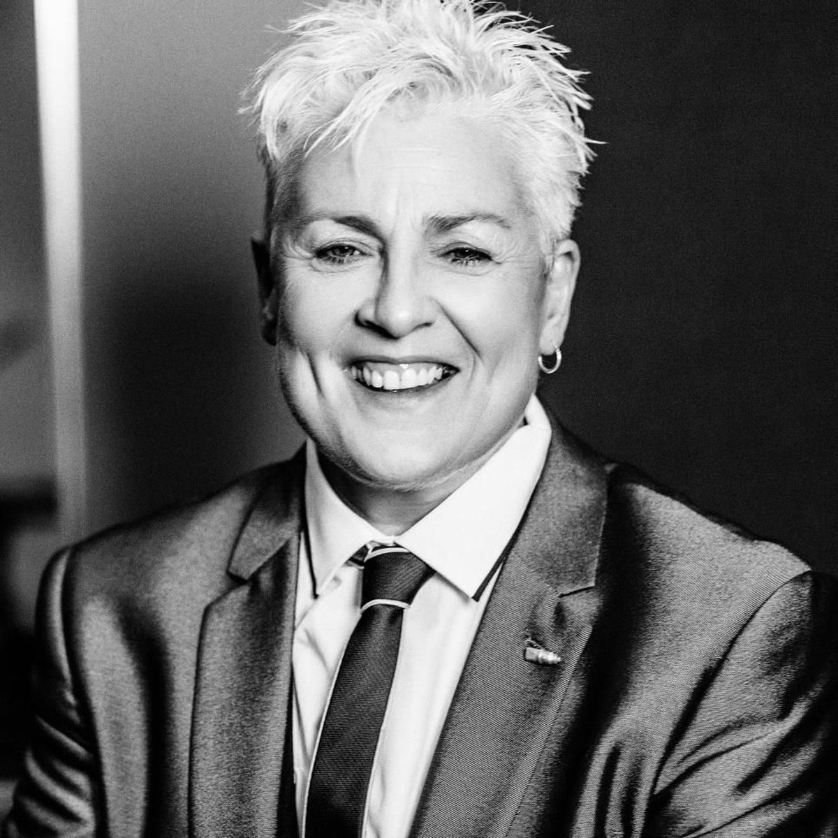 Artist picture of Horse