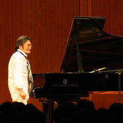 Picture of Jun Fukamachi