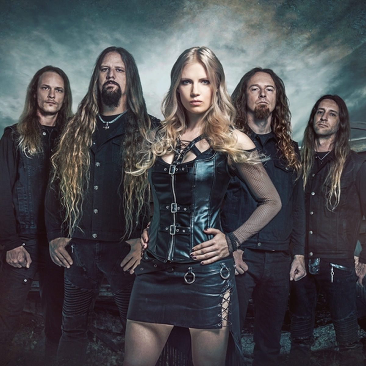 Artist picture of Leaves' Eyes