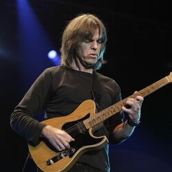 Mike Stern