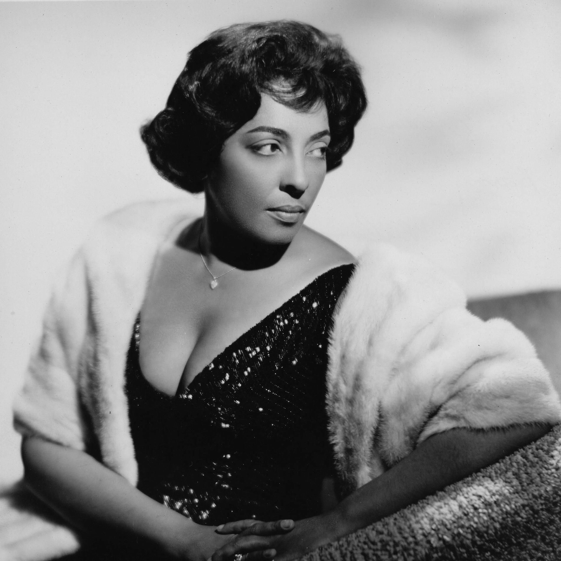 Artist picture of Carmen Mcrae
