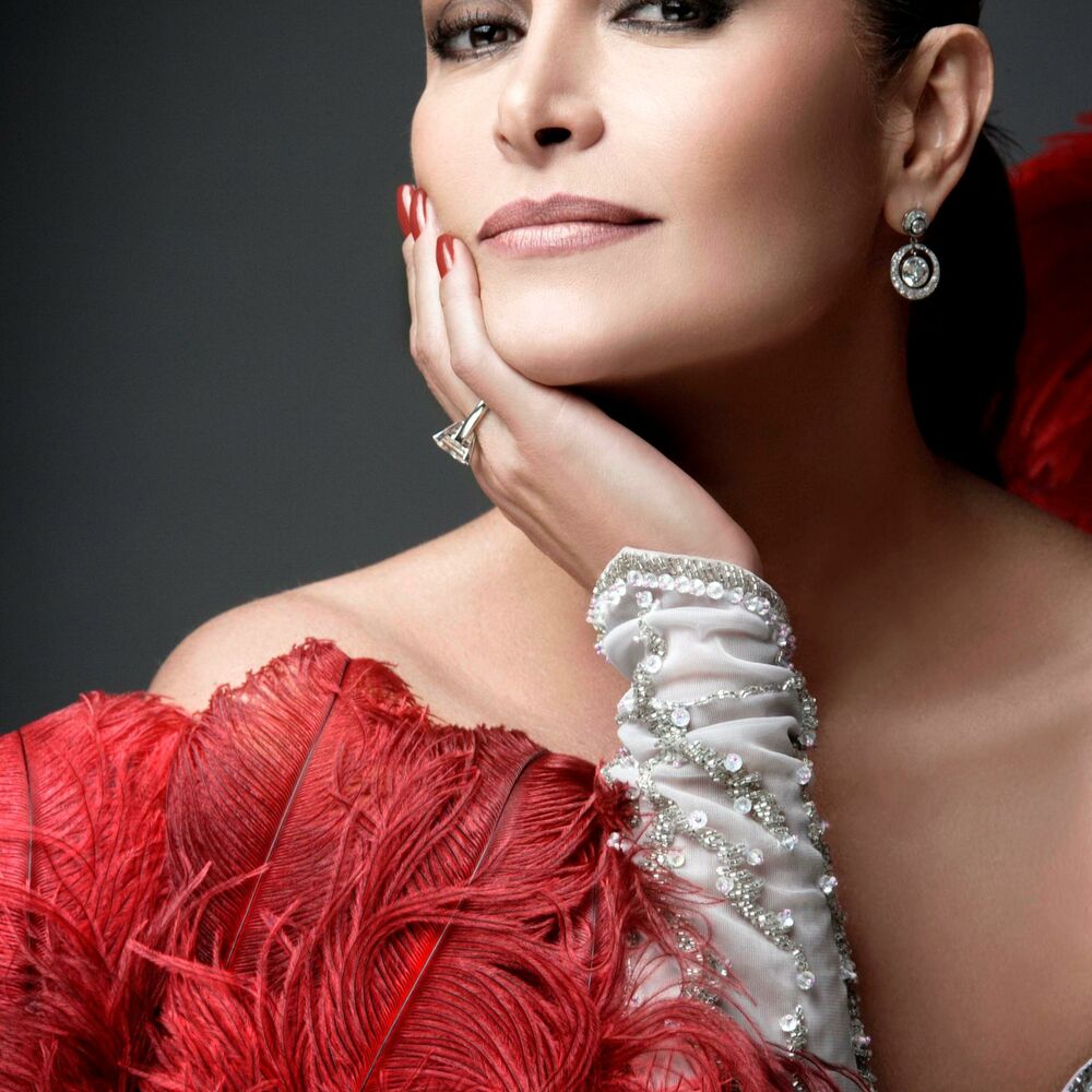 Picture of Daniela Romo