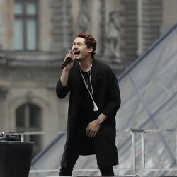 Picture of Cris Cab