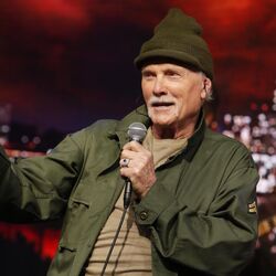Picture of Mike Love