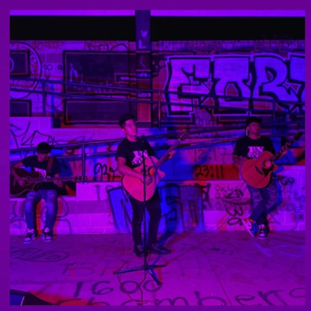Picture of Giovanni Y Su Equipo Escoltado