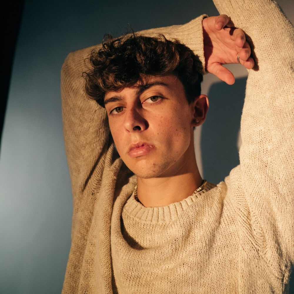 Picture of Zach Hood