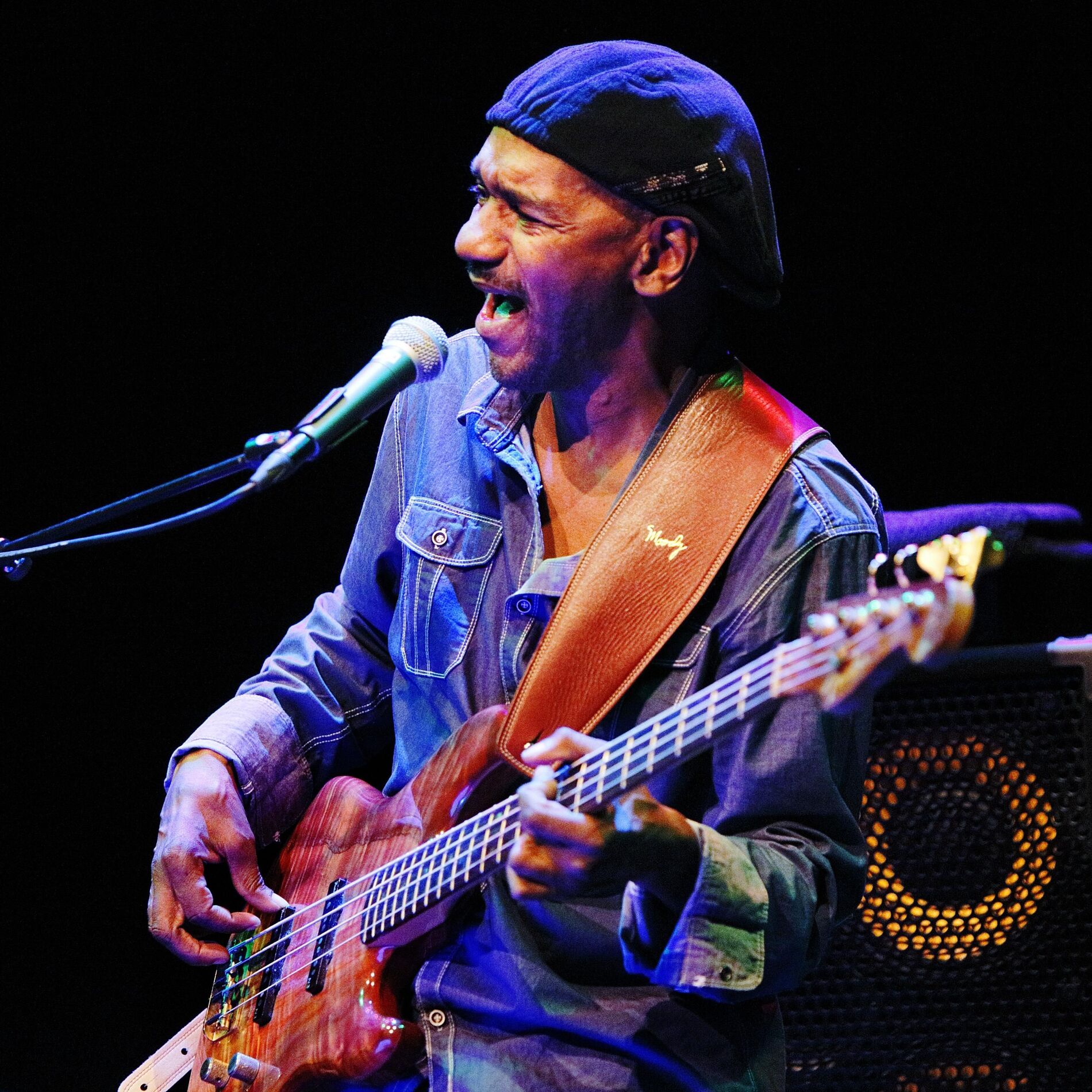 Victor Bailey