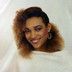 Picture of Fonda Rae