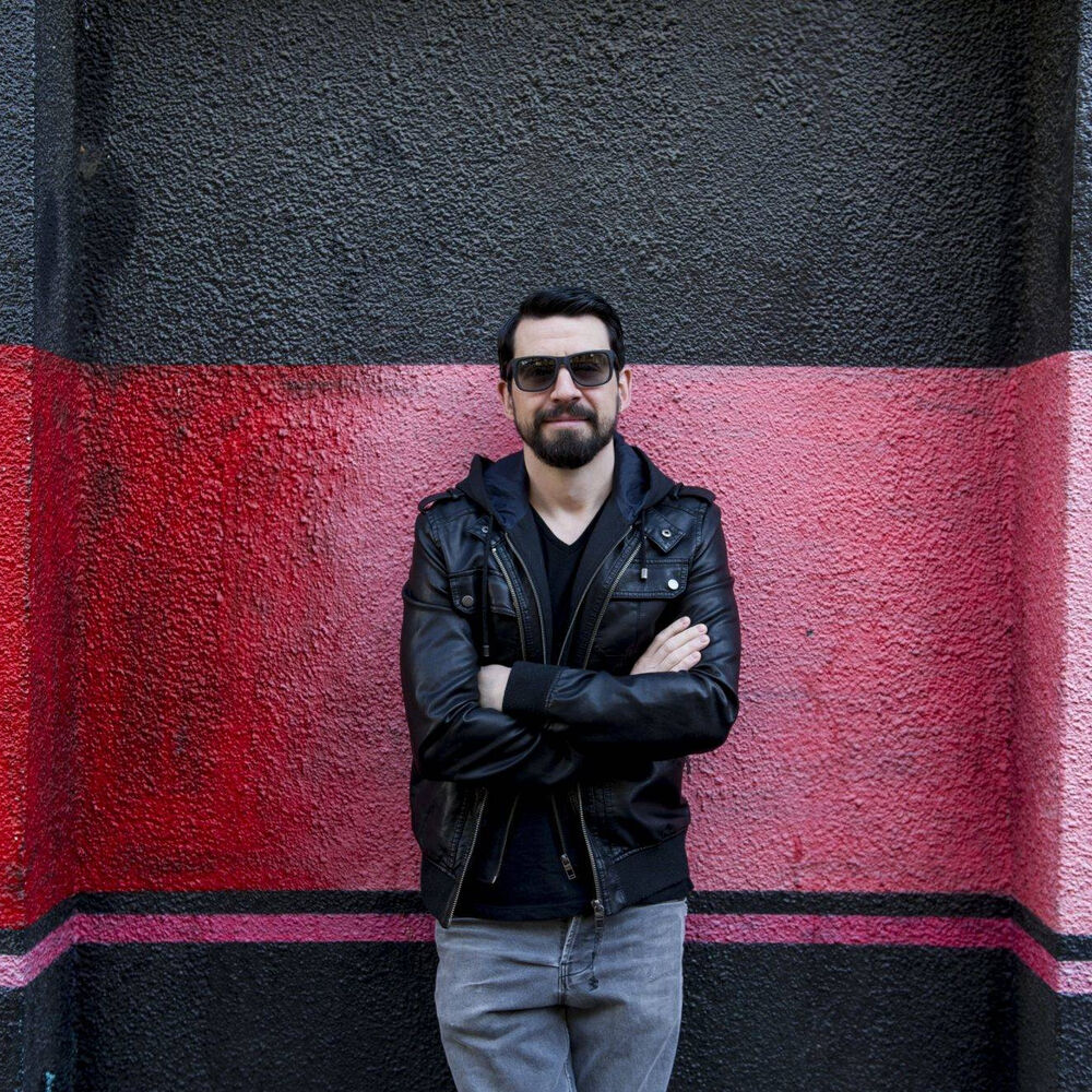 Picture of Jono Fernandez