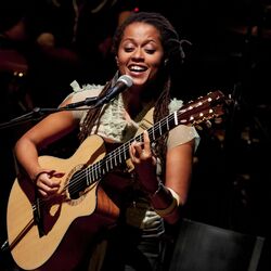 Picture of Sara Tavares