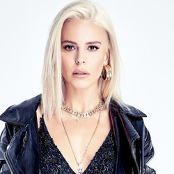 Picture of Simge