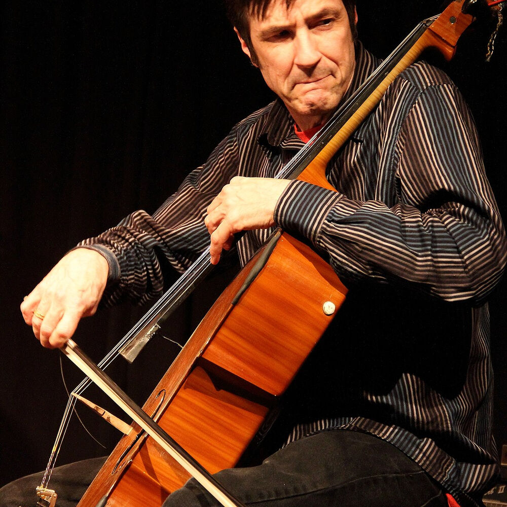 Picture of Fred Lonberg-Holm