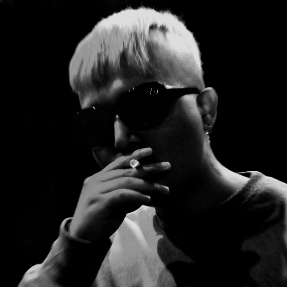 Picture of Teenage Pistol