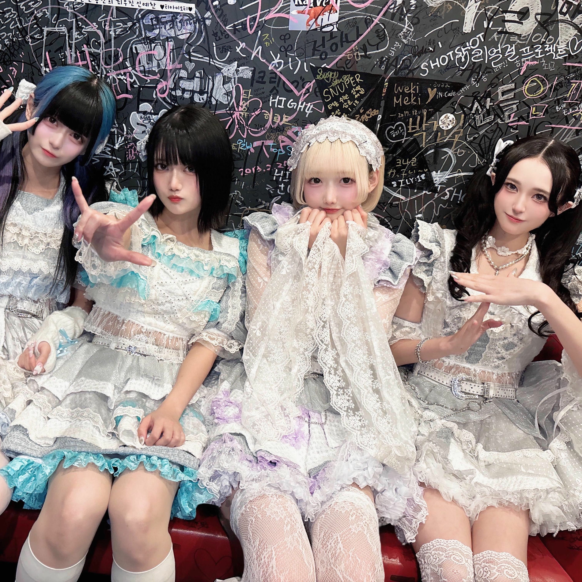 The Idol Formerly Known As LADYBABY: albums, songs, concerts