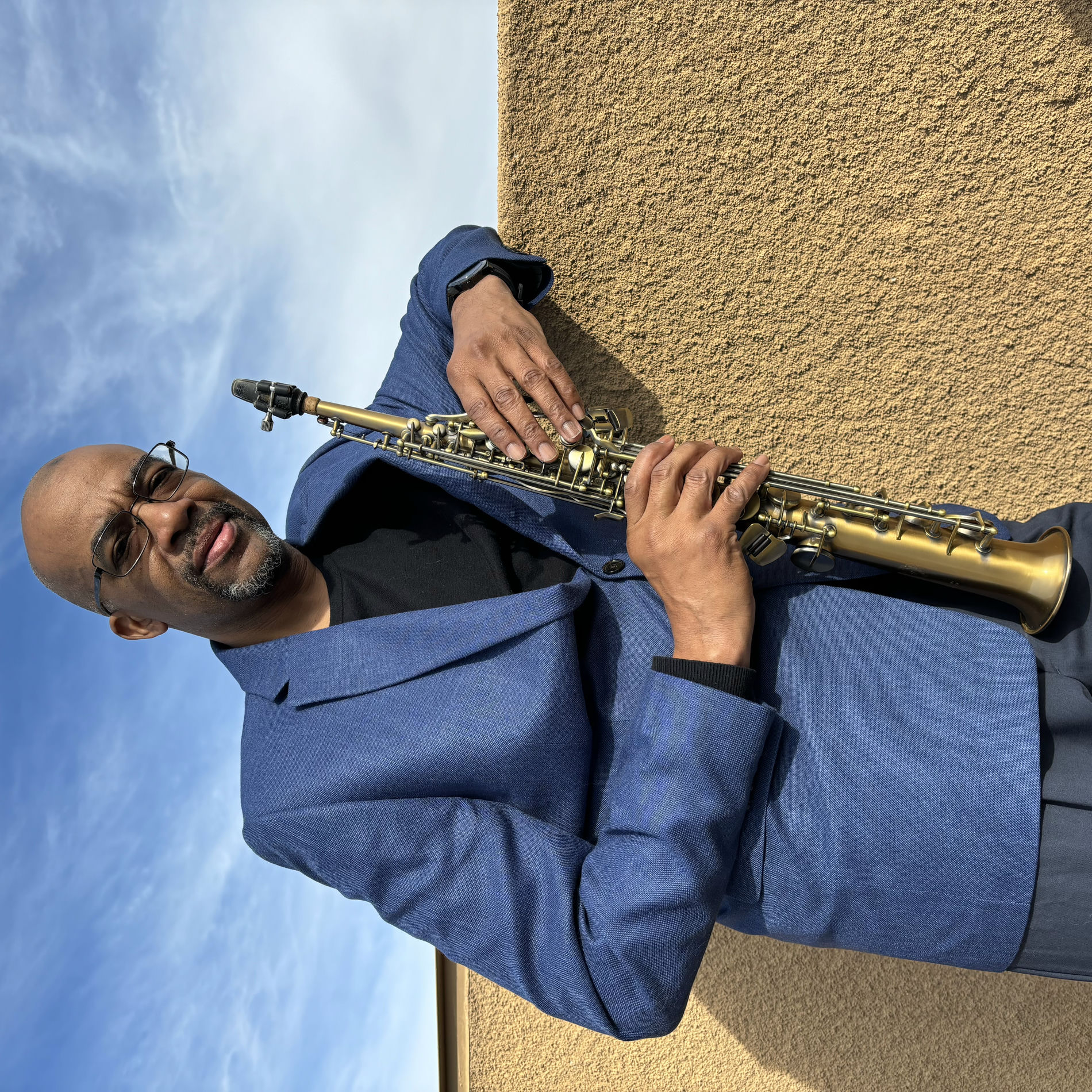 Artist picture of Dee Lucas