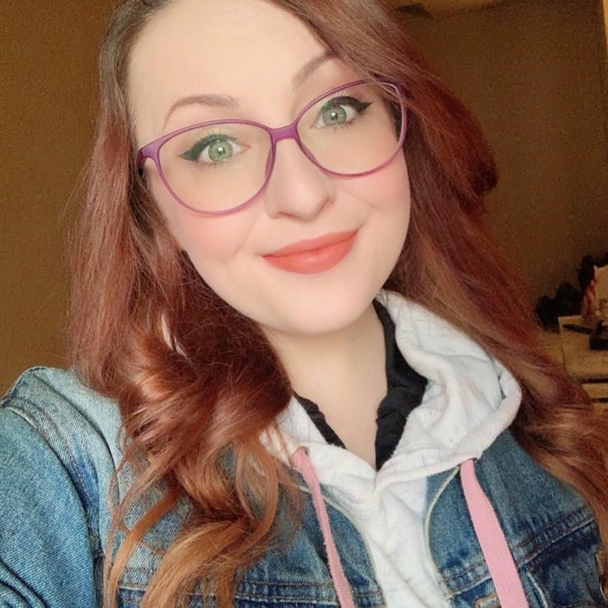 Lizz Robinett