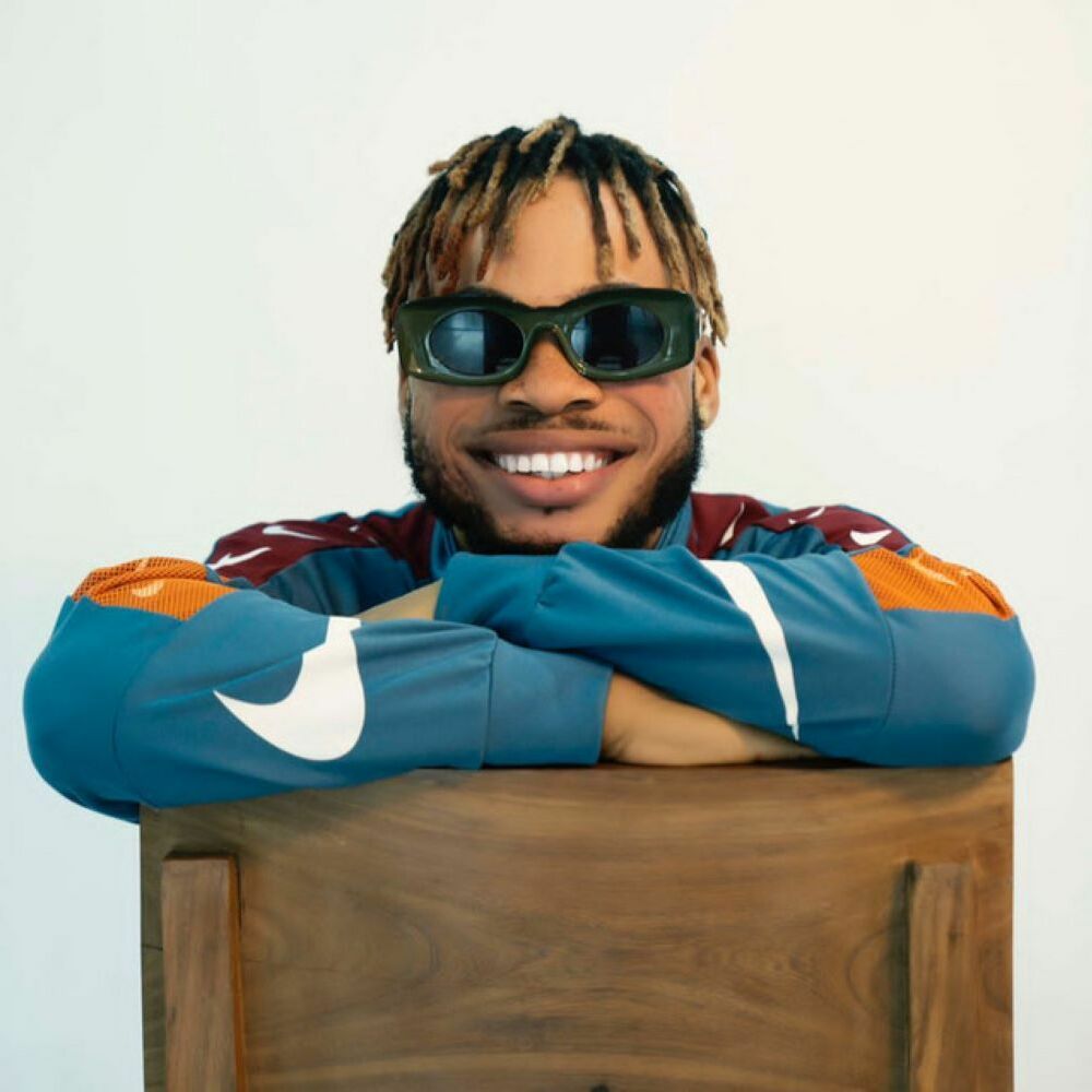 Picture of Poco Lee