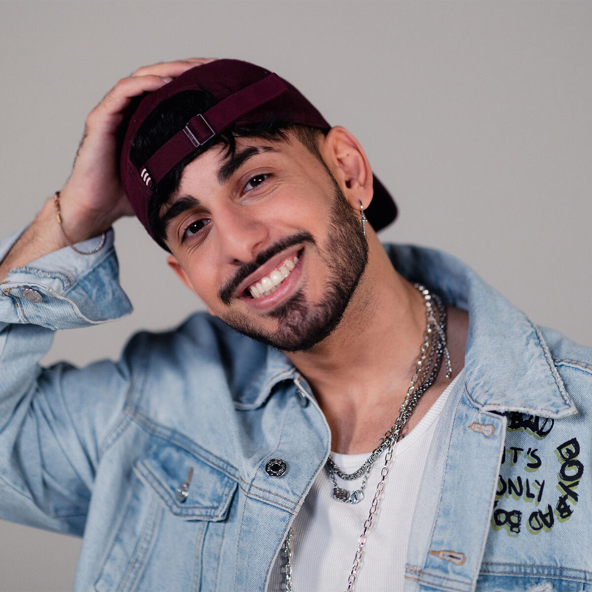 Artist picture of Kiyan Yousefbeik