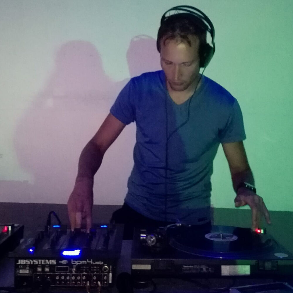 Picture of DJ Lux
