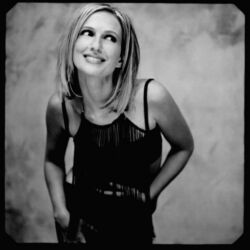 Picture of Nina Gordon