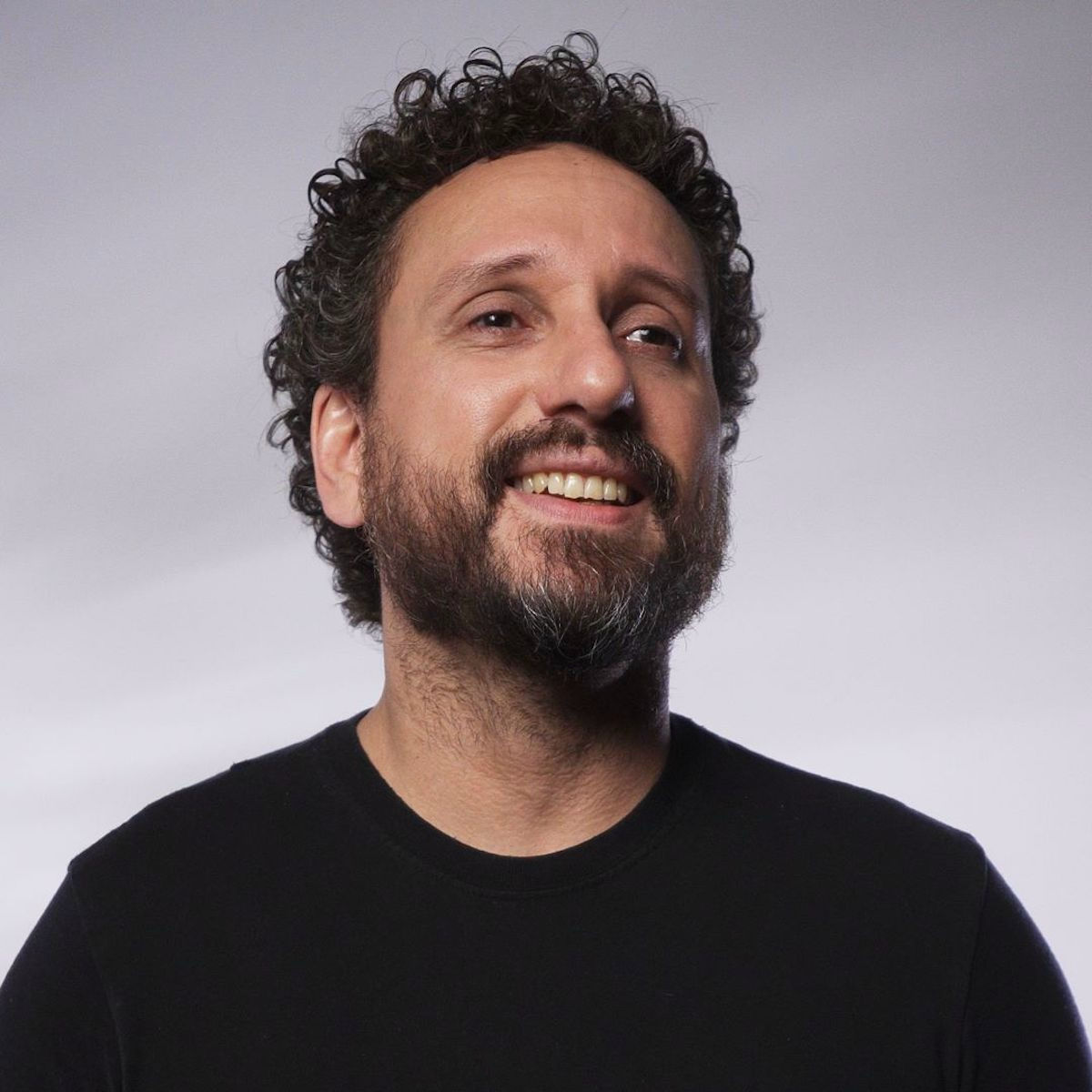 Artist picture of Leonardo Gonçalves