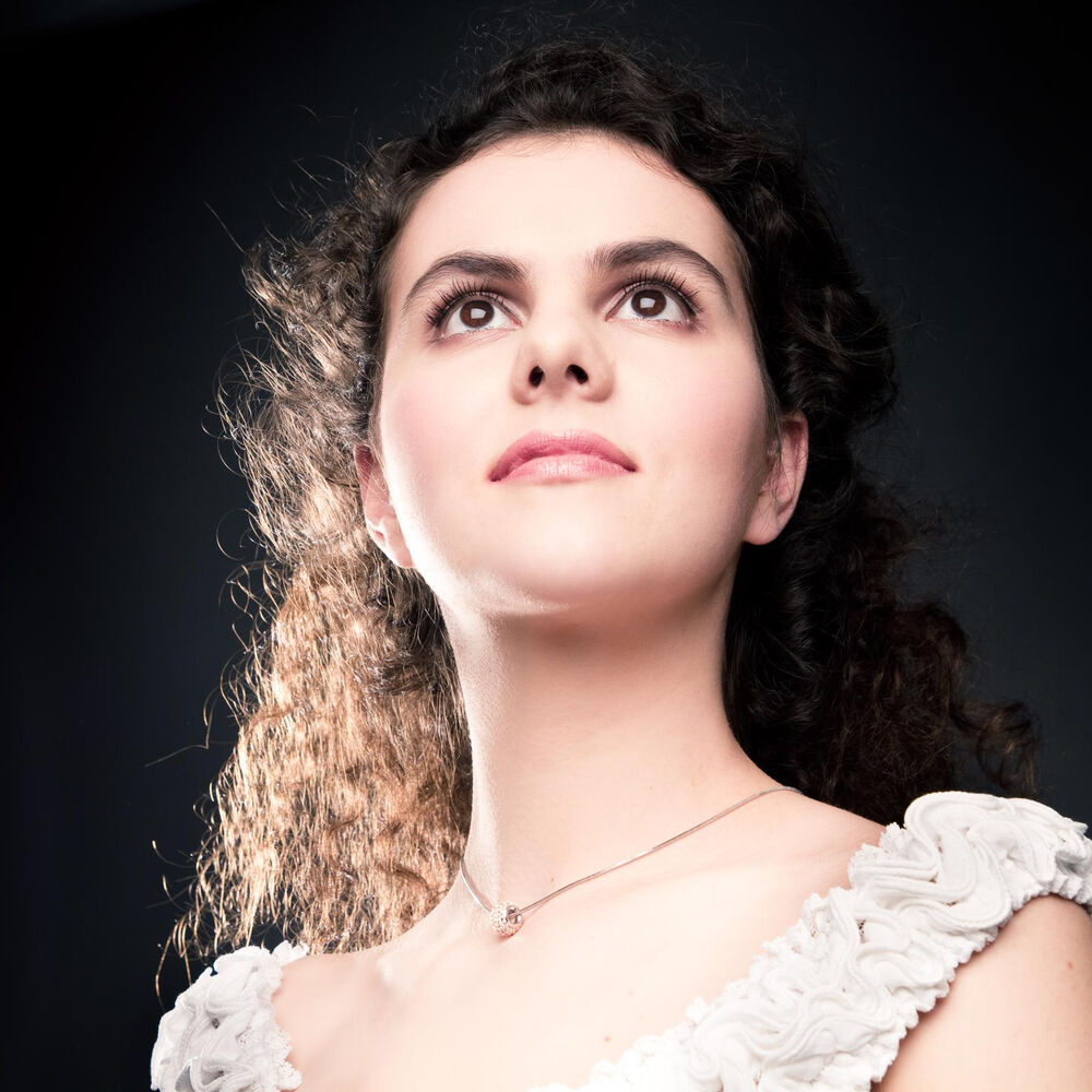 Picture of Danae Dorken