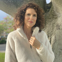 Picture of Beth Hirsch