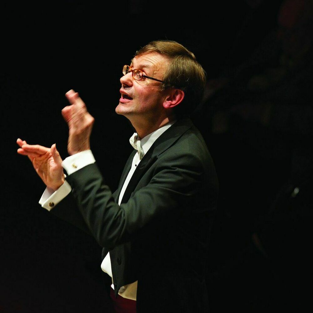 Picture of Simon Halsey