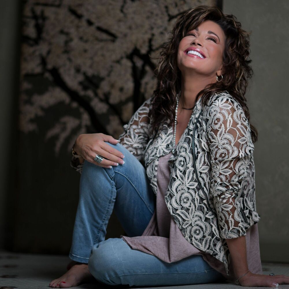 Picture of Kathy Troccoli