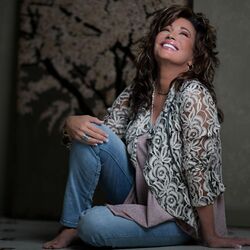 Picture of Kathy Troccoli