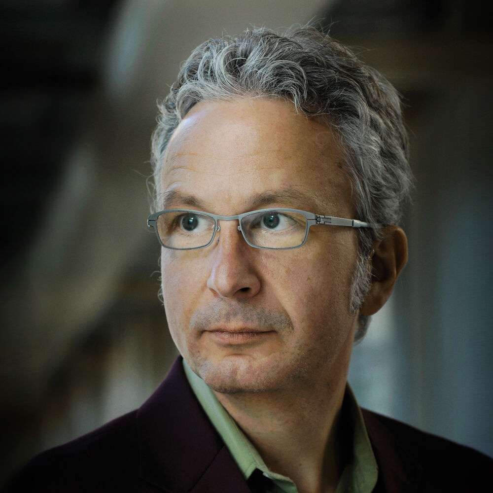 Picture of Christopher Dell