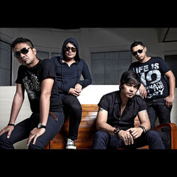 Picture of Ada Band