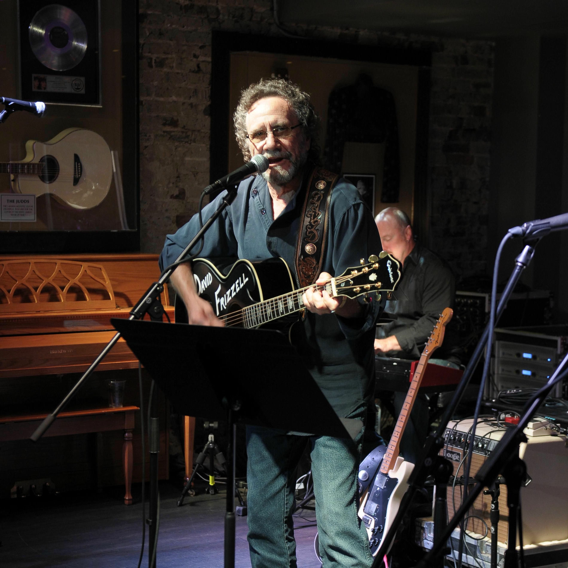 Artist picture of David Frizzell