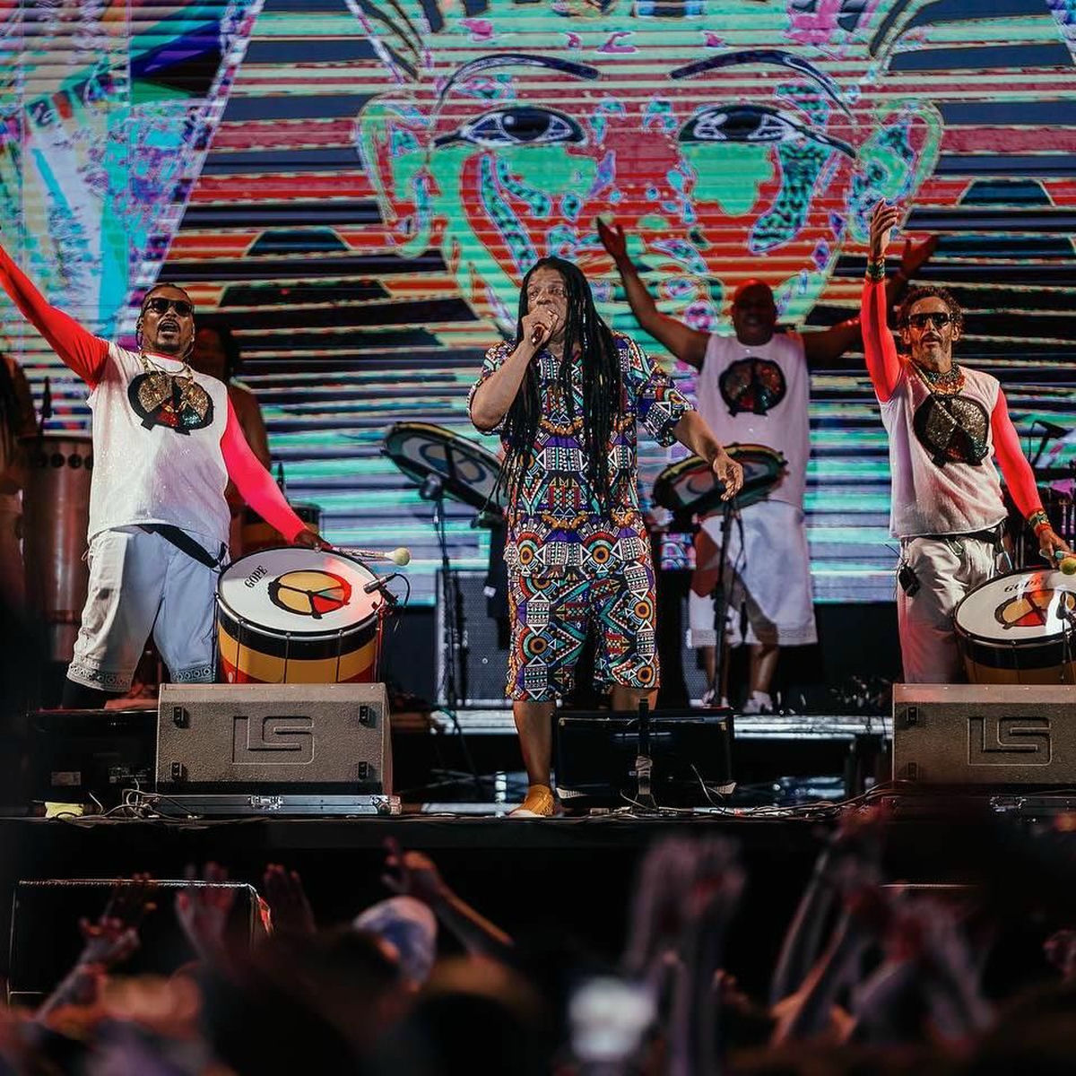 Artist picture of Olodum