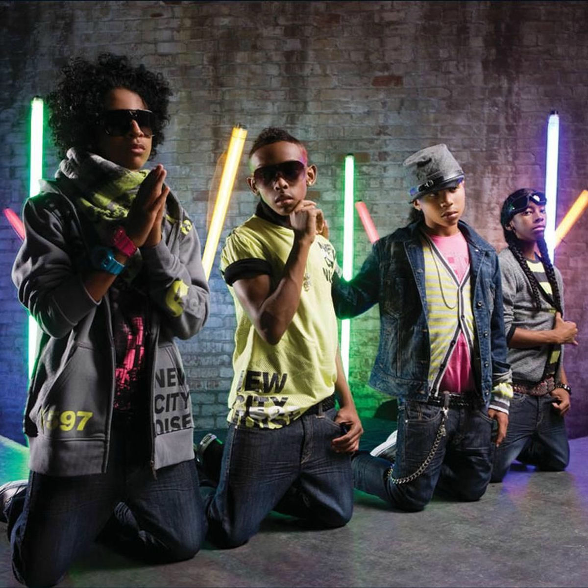 Artist picture of Mindless Behavior