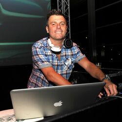 Picture of Darren Emerson