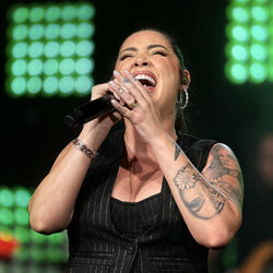 Picture of Raphaela Santos