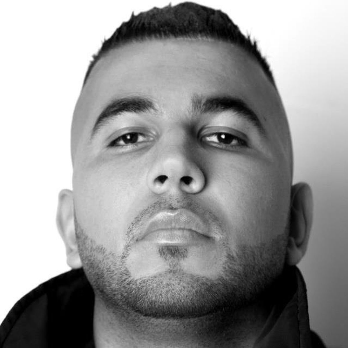 Artist picture of Sadiq