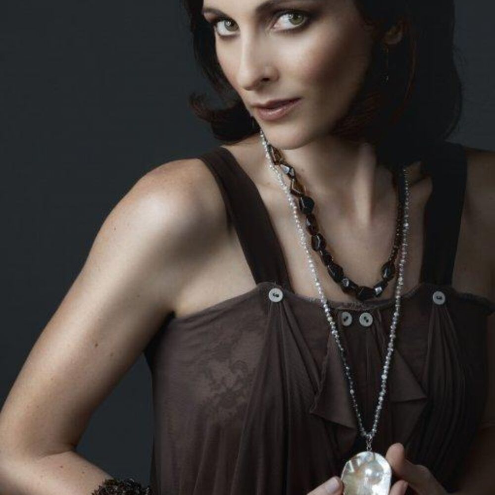 Picture of Louise Carver