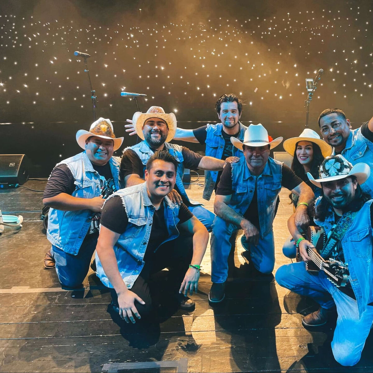 Artist picture of EZ Band