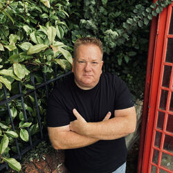 Picture of Lee Abraham